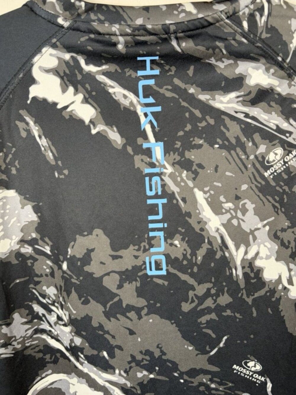 Huk Long Sleeve Camo Mossy Oak Fishing Shirt Size XL NWT Vented Performance - Picture 9 of 10